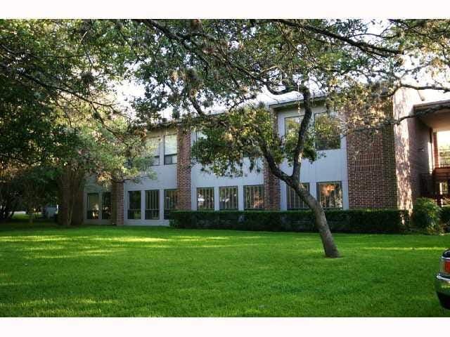 3355 Bee Cave RD Unit #203
