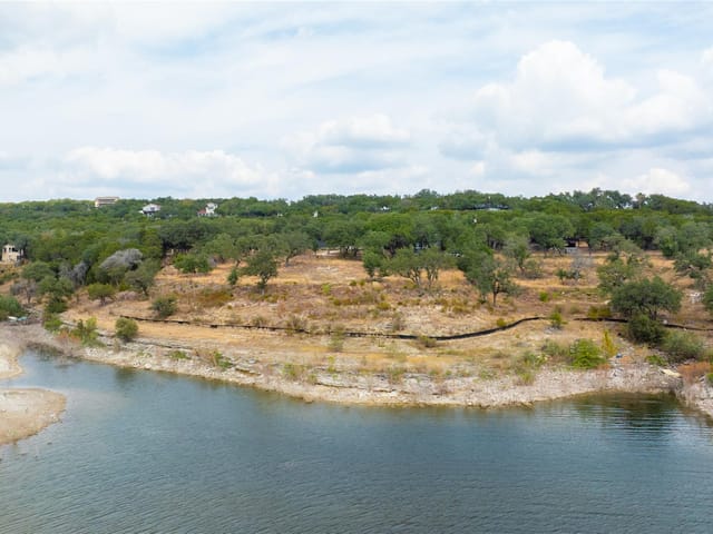 View 3358 Drapers CV 3358 Drapers CV - property photo 1 - Luxury home in Lago Vista, TX