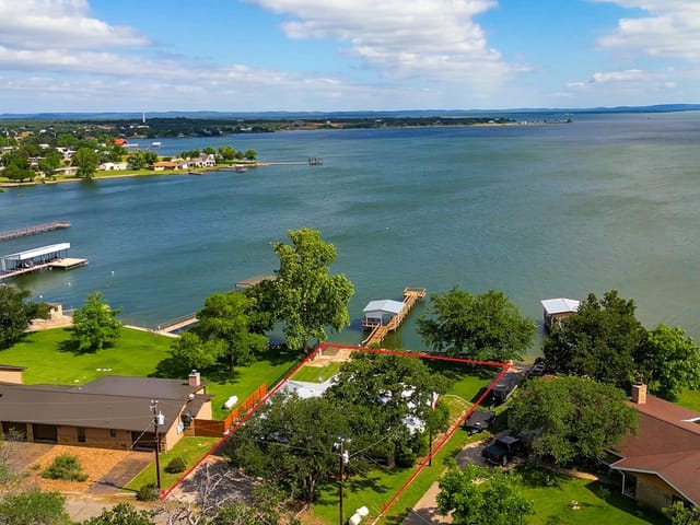 336 Carlson CIR