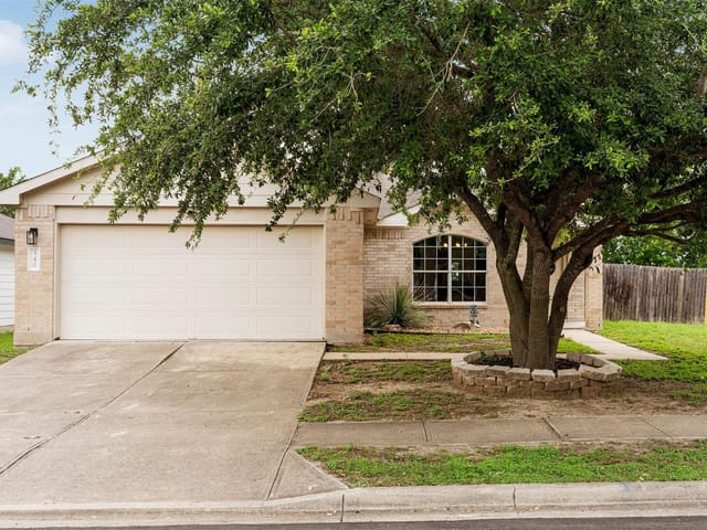 340 Feathergrass DR