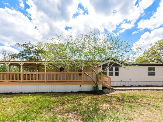 340 Red Hawk Dr