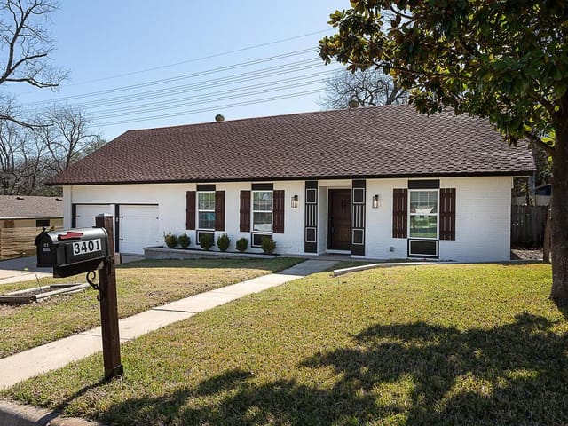 3401 Santa Monica Dr