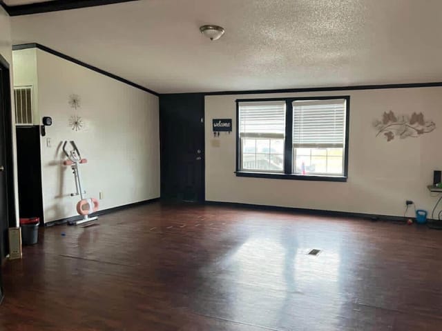 3402 Sevilla DR