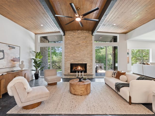 3403 Cascadera Dr
