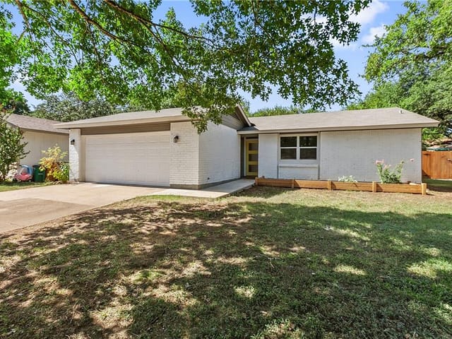 3403 Clarksburg Dr