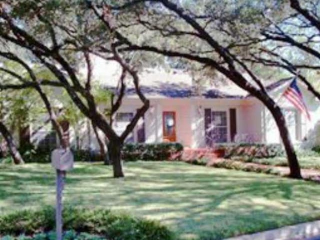3404 MONTE VISTA Dr