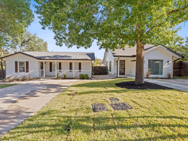 3404 Thomas Kincheon St Unit #1 & 3