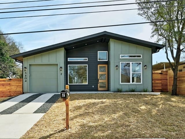 3404 Thomas Kincheon St Unit #2