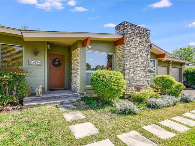 3405 Santa Monica Dr