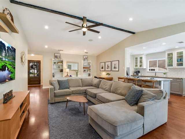3407 Amalfi Cv