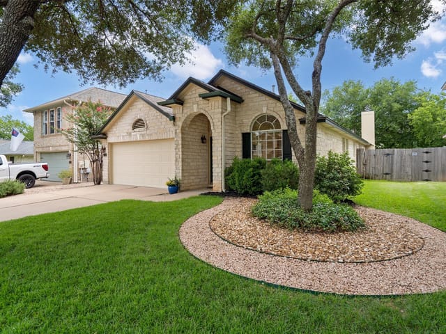3409 Sauls Dr