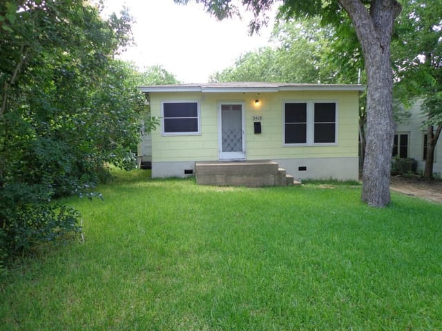 3409 Werner Ave