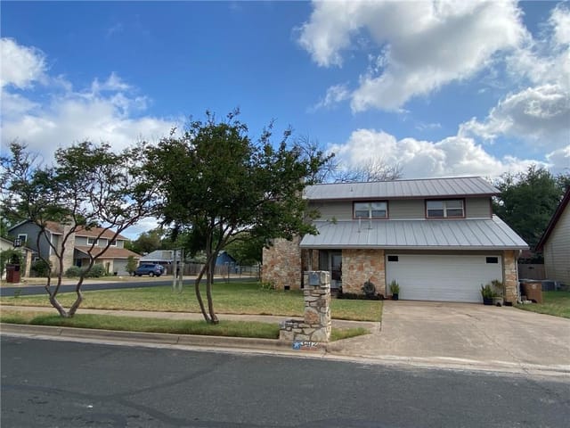 3412 Galesburg Dr
