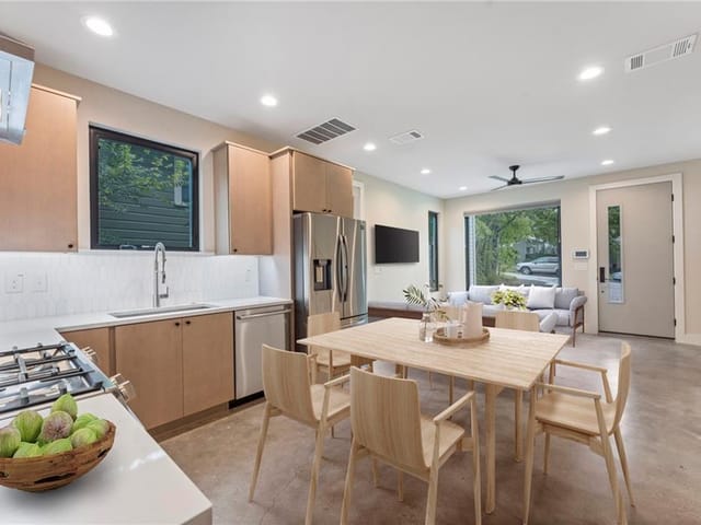 3412 Werner Ave Unit #B