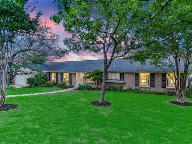 3418 Mount Barker Dr