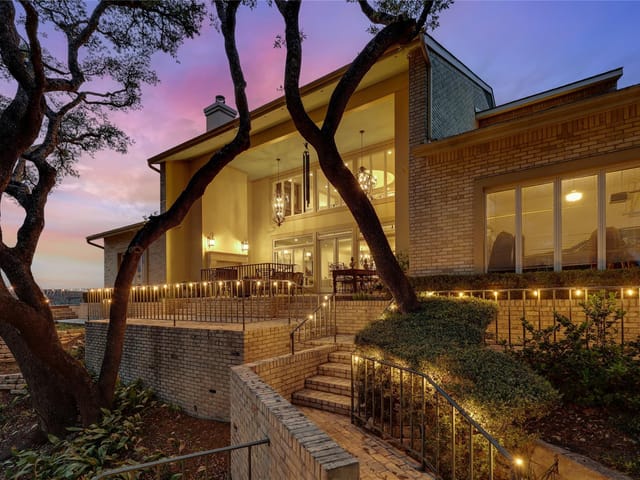 3418 Mount Bonnell CIR - property photo 1 - Luxury home in Balcones Park Sec 08, Austin, TX