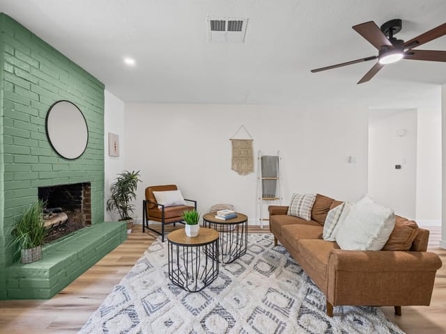 3420 Galesburg Dr