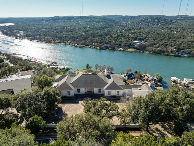 3421 Monte Vista Dr