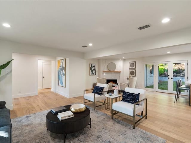 3421 Mount Barker DR