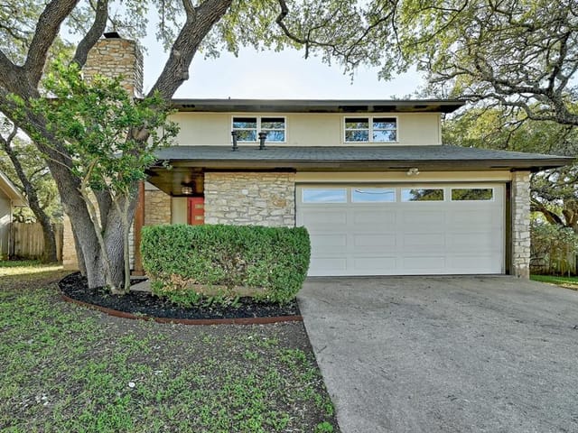 3423 Galesburg Dr