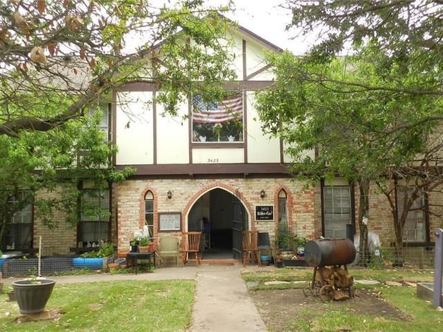 3423 Willowrun DR