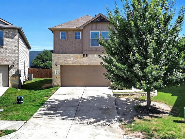 3424 Rooba ST