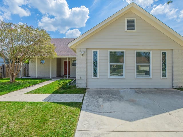 3430 Meadowhead DR