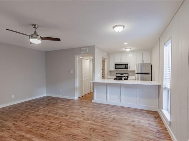 3431 North Hills Dr Unit #114