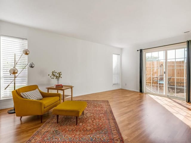3431 North Hills Dr Unit #124