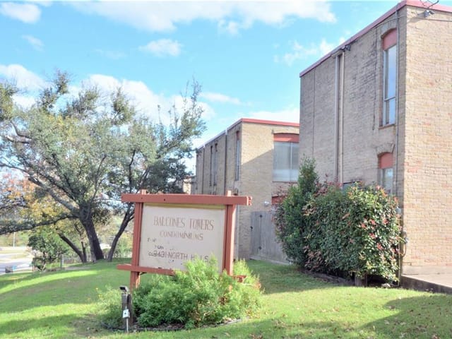 3431 North Hills Dr Unit #203