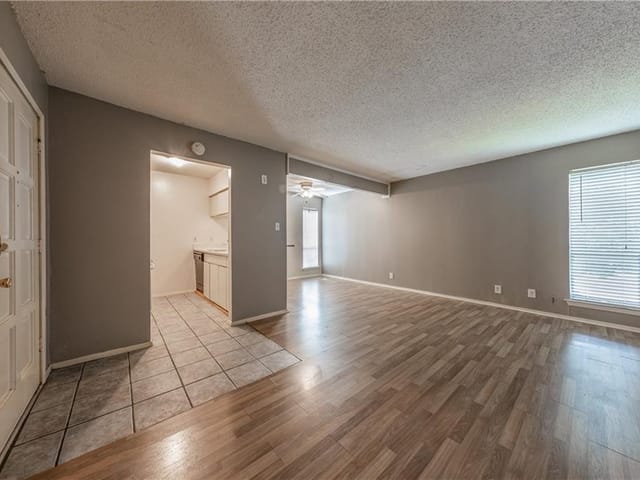 3431 North Hills Dr Unit #222