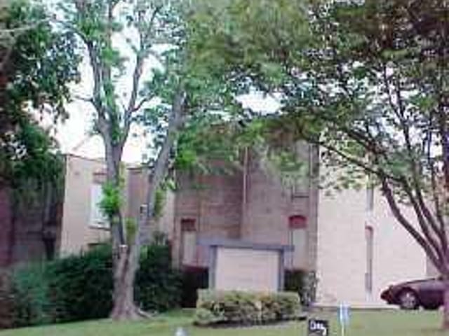 3431 NORTH HILLS DR Unit #223