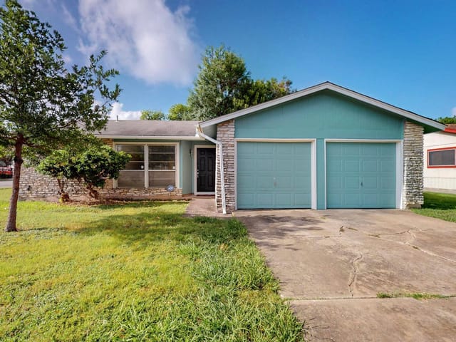 3433 E Stassney Ln