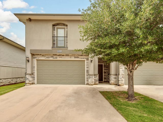 3433 Summerway Dr