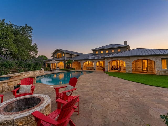 345 Leafdale TRL