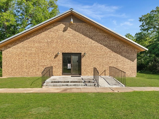 345 W Bell Ave