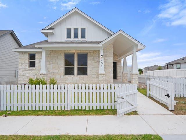 348 Glocken Ln