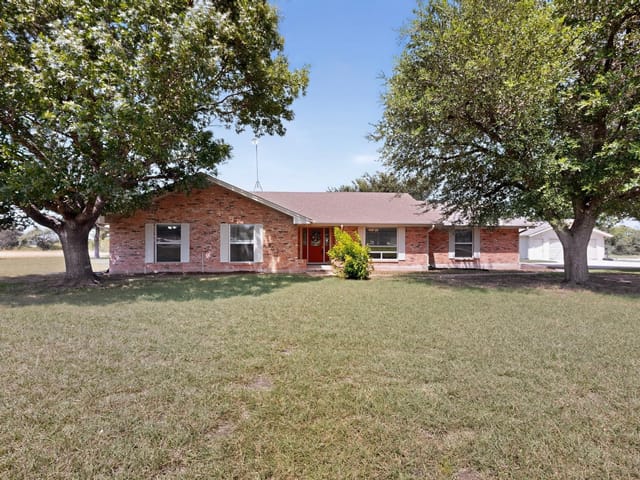350 Richard RD