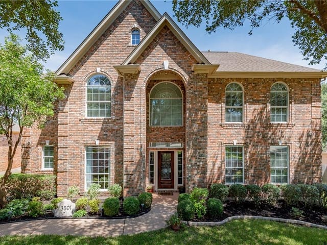 3501 COWDEN Dr