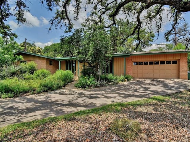 3502 Hillbrook Cir