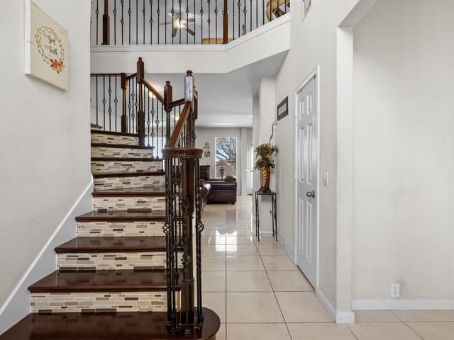 3502 Shiraz LOOP