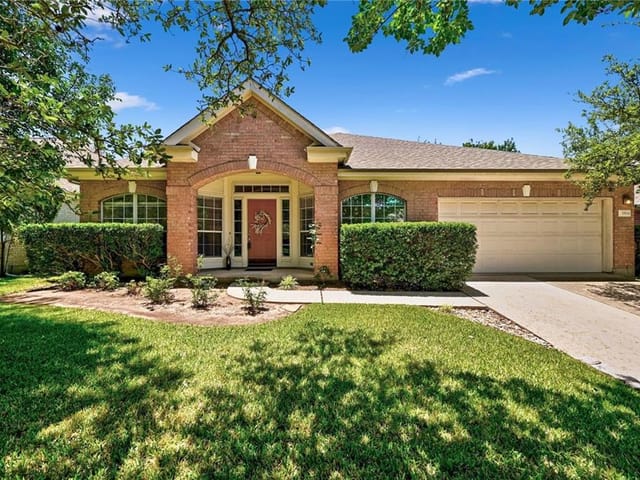 3504 Savoy CT