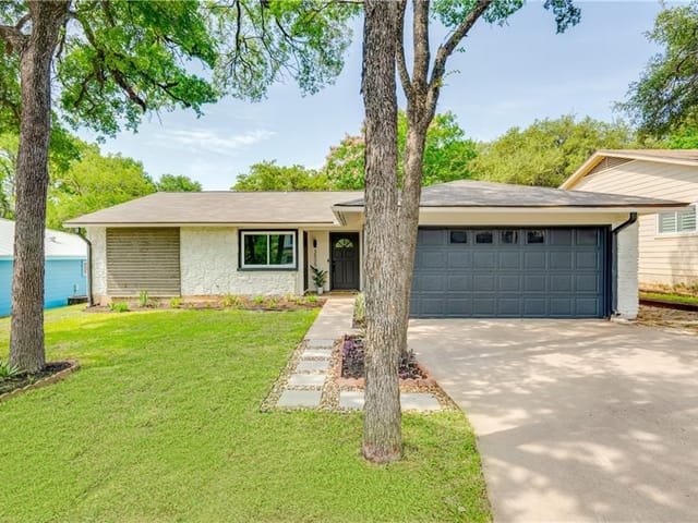 3505 Tyrone Dr