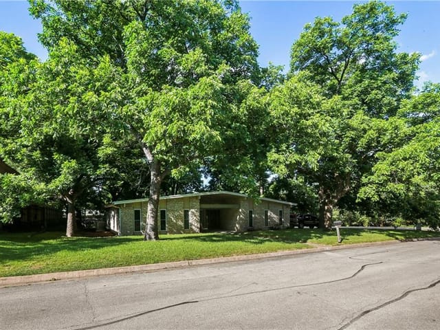 3506 Carla Dr
