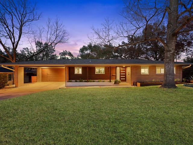 3506 Lakeland DR