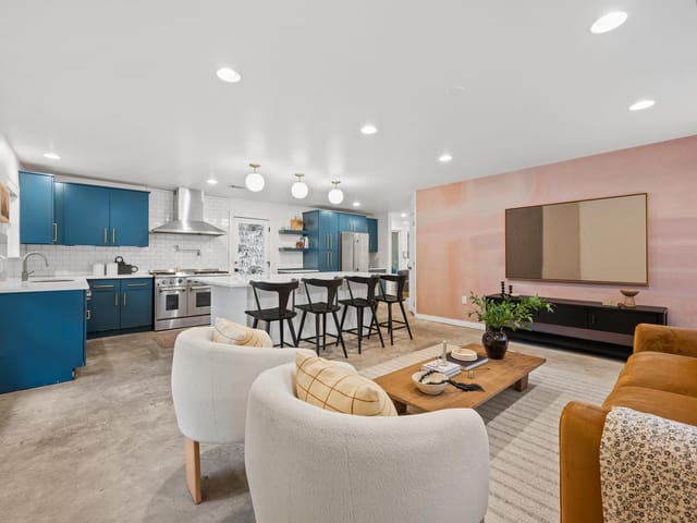 3507 Garden Villa LN