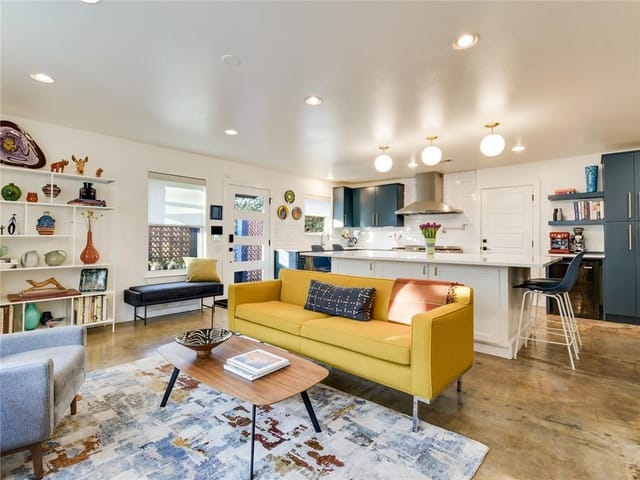 3507 Garden Villa Ln
