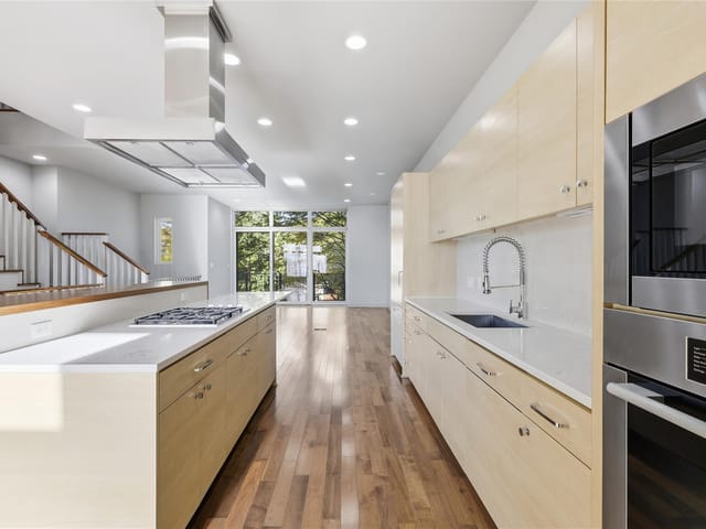 3507 Harmon Ave