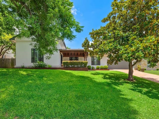 3511 Arrowhead Dr