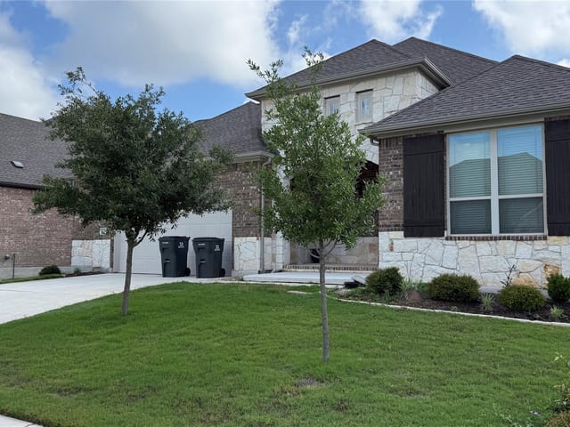 352 Olympic Park DR